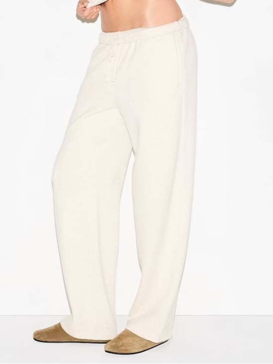 SKIMS Pants - NEW! SKIMS Cotton Fleece Classic Straight-Leg Pants in Oatmeal Heather sz S